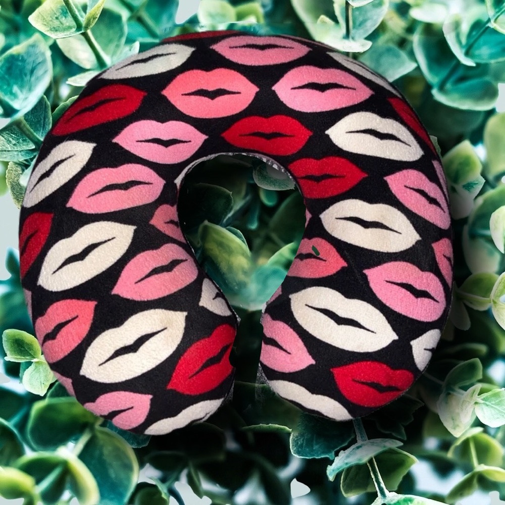 Neck pillow